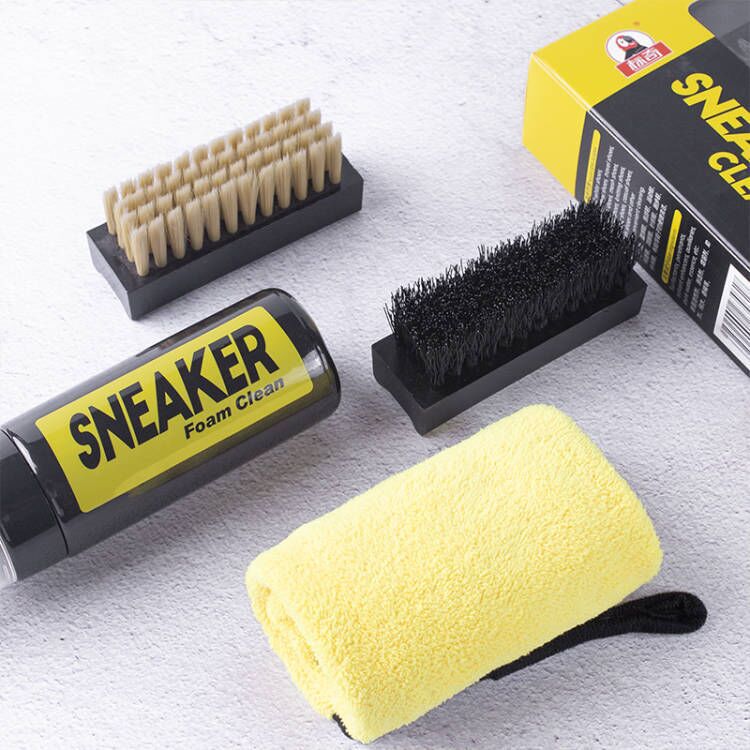 신발 클리너 폼 드라이 클리닝 슈트 150ML 무수 폼 - On Sneaker Care 리뷰 및 가격